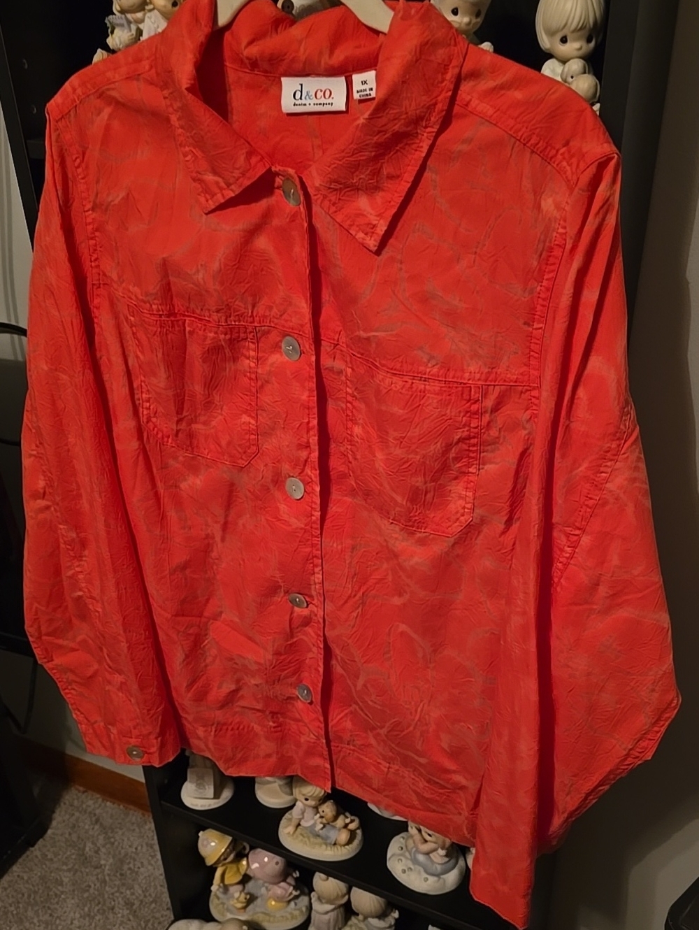 D & Co  Vibrant Coral Button Front Collared  Shirt     Size 1X